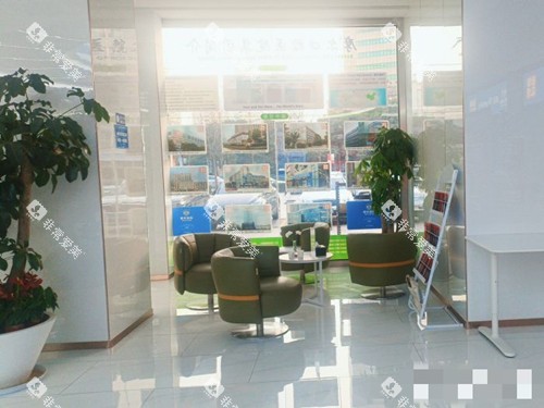 上海摩尔口腔候诊区
