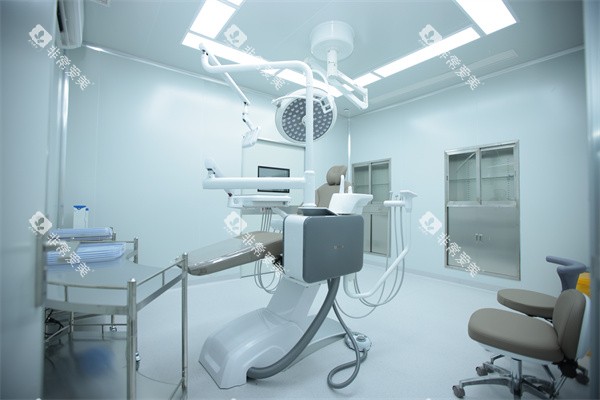鞍山德立联合口腔手术室