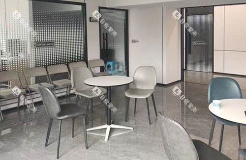 梧州粤桂时代口腔牙齿治疗等候区 梧州粤桂时代口腔牙齿治疗等候区