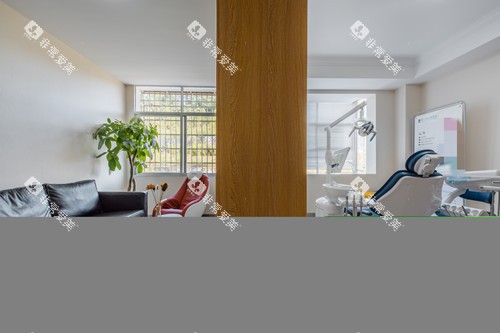 娄底爱牙邦口腔治疗室2 娄底爱牙邦口腔治疗室2