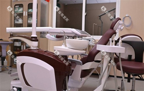 忠县渝状元口腔牙齿治疗室