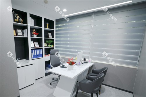 广州中家医家庭医生口腔门诊（荔湾院区）面诊室