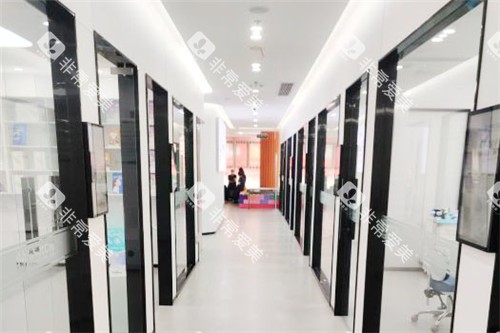 宁德福鼎优博仕口腔诊疗区走廊 宁德福鼎优博仕口腔诊疗区走廊