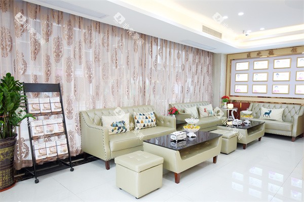 深圳铭德口腔医院休息候诊区 深圳铭德口腔医院休息候诊区