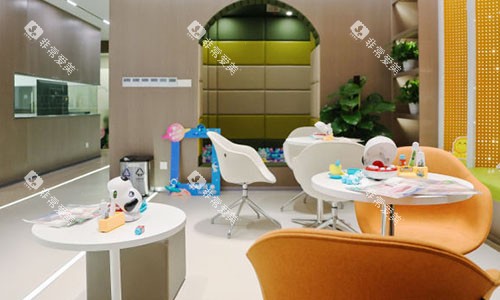 杭州上扬口腔牙齿治疗等候区