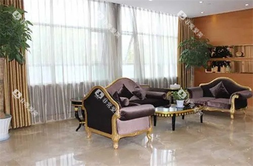 杭州格莱美整形等候区