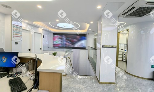深圳汇港口腔二楼环境