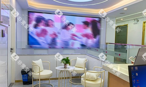 深圳汇港口腔等位区