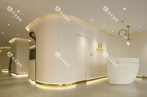 沈阳亿美齿科走廊一角