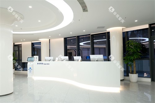 重庆团圆口腔红土地院分诊台