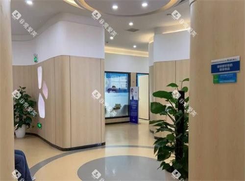 长沙牙祖口腔走廊环境 长沙牙祖口腔走廊环境