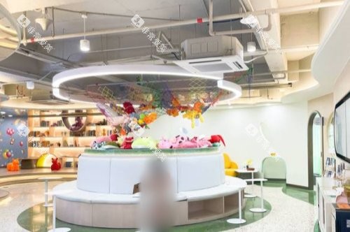 深圳护芽亲子口腔等候区