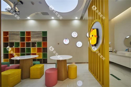 宁波恒美口腔慈城店儿童游乐区环境
