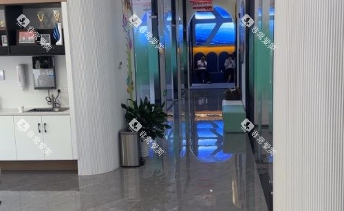 衢州可恩口腔过道环境示意图