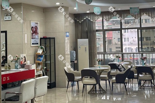 南宁牙博士口腔正恒店休息区图 南宁牙博士口腔正恒店休息区图