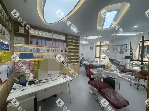 曲靖诺贝尔口腔医院牙齿治疗室环境