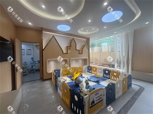 曲靖诺贝尔口腔儿童游乐区