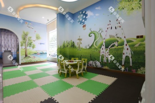 岳阳阳光口腔儿童休息室