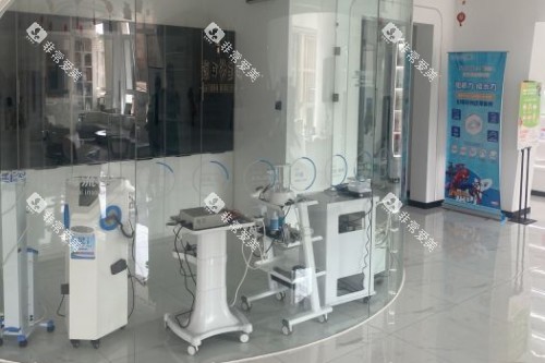 营口马国彬口腔室内一角