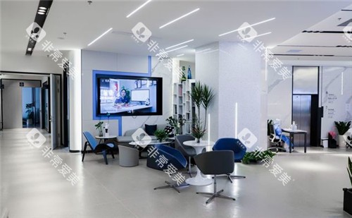 上海鼎植口腔大厅照 上海鼎植口腔大厅照