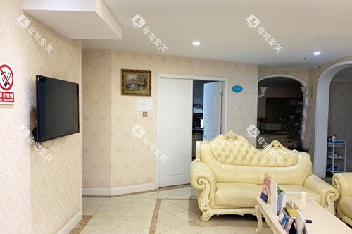 成都忠科口腔牙齿治疗等候区