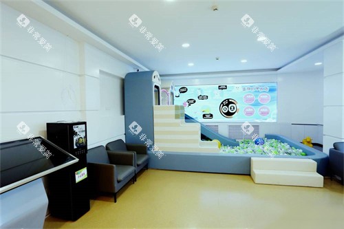 庆阳优齿泰口腔儿童休闲区