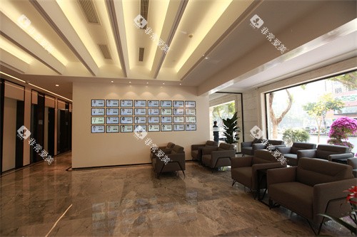 广州中家医家庭医生口腔医生介绍墙