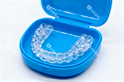 正雅隐形矫正器展示图