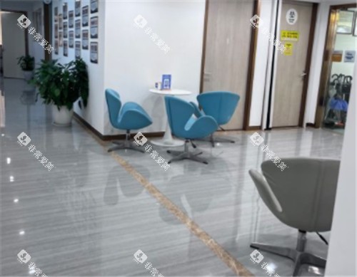 重庆维乐口腔大厅照片