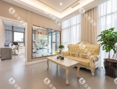 昆明柏德口腔会员休息区环境