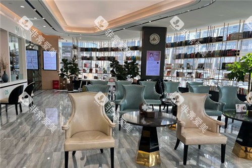 北京劲松口腔望京院大厅环境