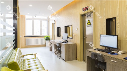 大连齿医生口腔二楼CBCT室