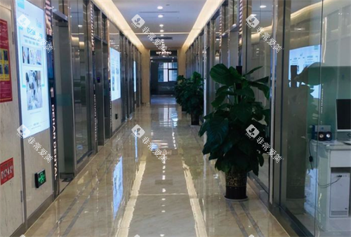 贵阳德韩口腔医院走廊