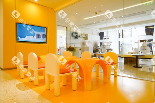 桂林柏乐口腔休息区环境 (2)