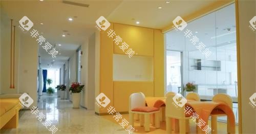 贵阳柏乐口腔休息区