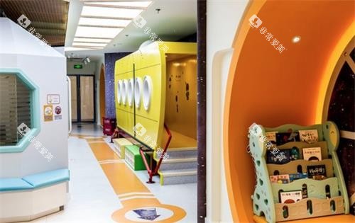 南京极橙口腔过道 南京极橙口腔过道