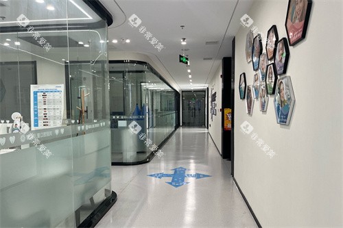 宁波镇海儿童口腔医院诊区走廊