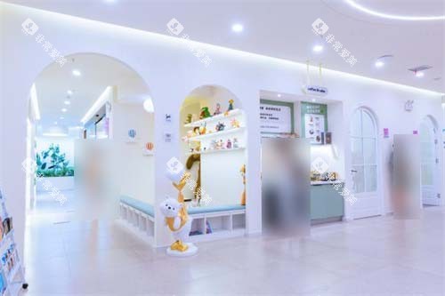 西安达芬琪口腔小寨院环境图 西安达芬琪口腔小寨院环境图