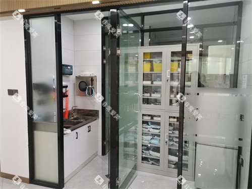 牡丹江张月鹏口腔诊所消毒室