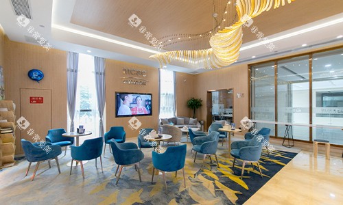 西安弗莱堡口腔等待区环境 西安弗莱堡口腔等待区环境