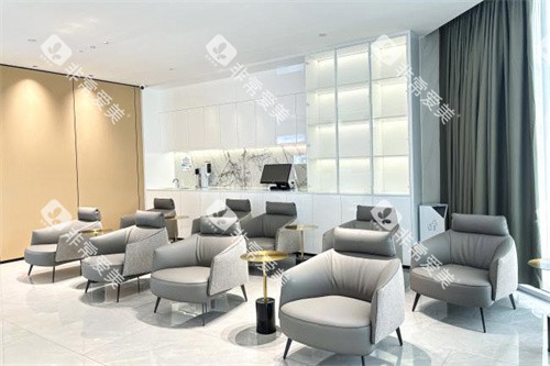 太原中诺口腔医院休息区