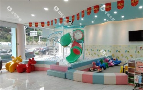 珠海海精灵齿科休息区