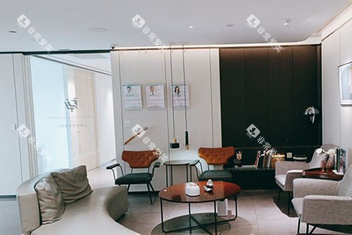 成都世家口腔牙齿治疗等候区