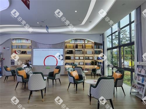 曲靖舒尔口腔大厅休息区环境 曲靖舒尔口腔大厅休息区环境