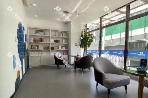 兰州诺贝尔口腔门诊部内部休闲等待区环境