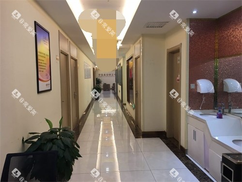宝鸡小白兔口腔医院走廊