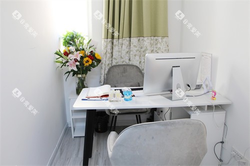 银川雅士洁口腔门诊部商谈室