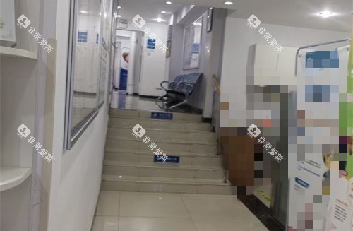 合肥佳德口腔楼梯环境