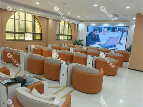 济宁中百口腔医院沙发休息区 济宁中百口腔医院沙发休息区