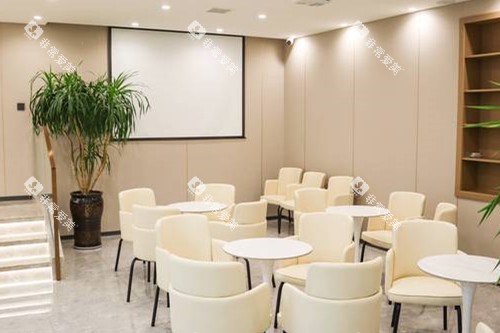 大连康美佳口腔万国店环境图 大连康美佳口腔万国店环境图